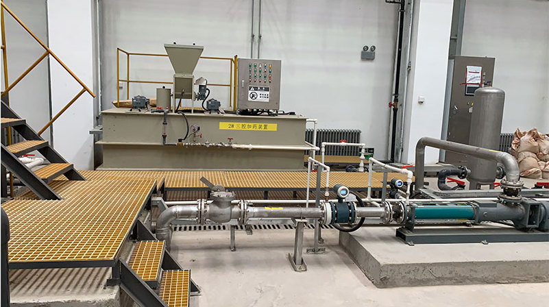 全自動(dòng)三箱加藥裝置.png 全自動(dòng)三箱加藥裝置.png